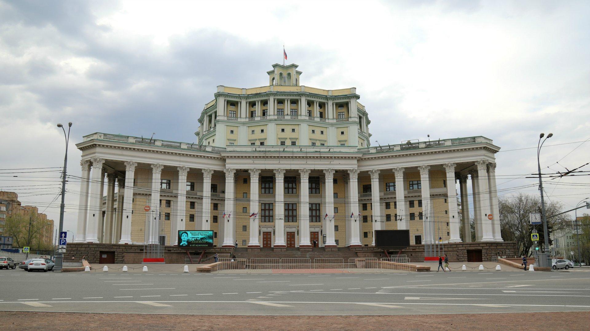 суворовская площадь в москве